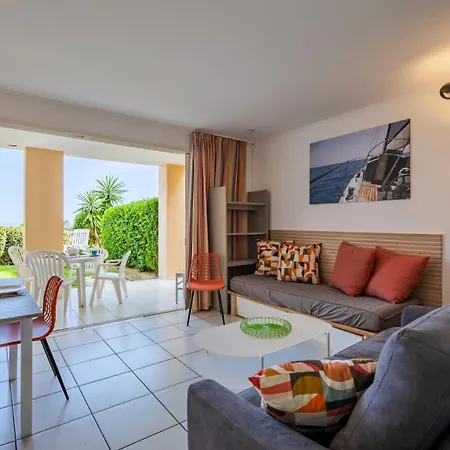Le Village De Cap Esterel - Maeva - 2 Pieces 5 Personnes - Prestige - Super Mae-2135 *